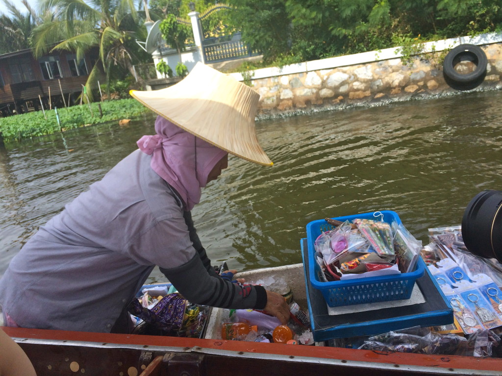 Beer vendor, canal tour